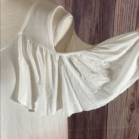 Umgee Ombré Cold Shoulder Embroidered Blouse - Picture 5 of 9